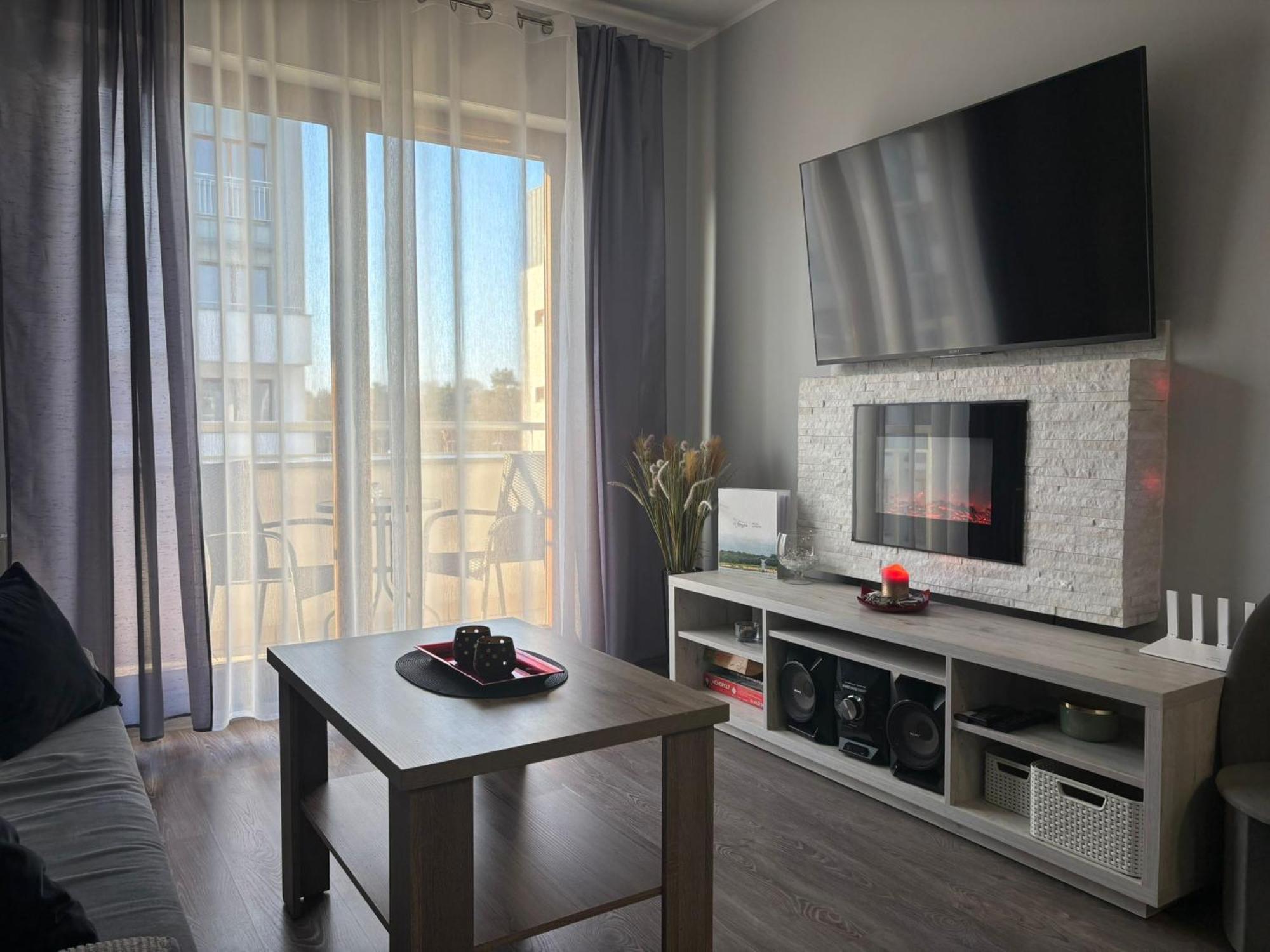 Osiedle Platan - Apartamenty Bryza - Centrum Свіноуйсьце Екстер'єр фото